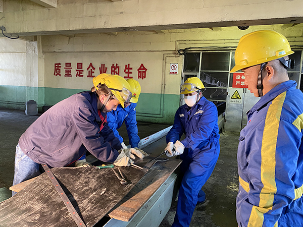 1605851334414906.jpeg 尿素成品JD122輸送皮帶順利更換完成 (2).jpg