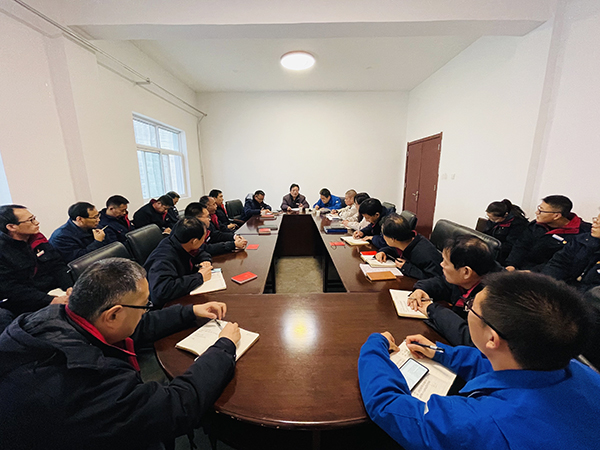 1607472348973032.jpeg 原料車間黨支部十九屆五中五中全會(huì)宣講會(huì).jpg