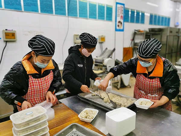 1613698301164691.jpeg 為春節堅守的人護航3.jpg