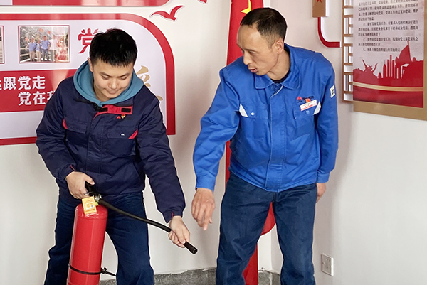 1637482039780828.jpeg 黨日活動1.jpg