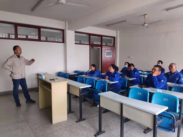 班組聯合互學習   我們攜手同進步 (2).jpg