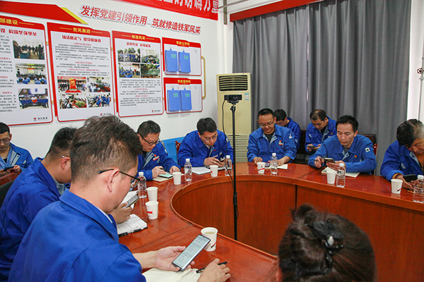 1681948414697956.jpeg 紀(jì)檢委員開(kāi)展問(wèn)卷調(diào)查600.jpg