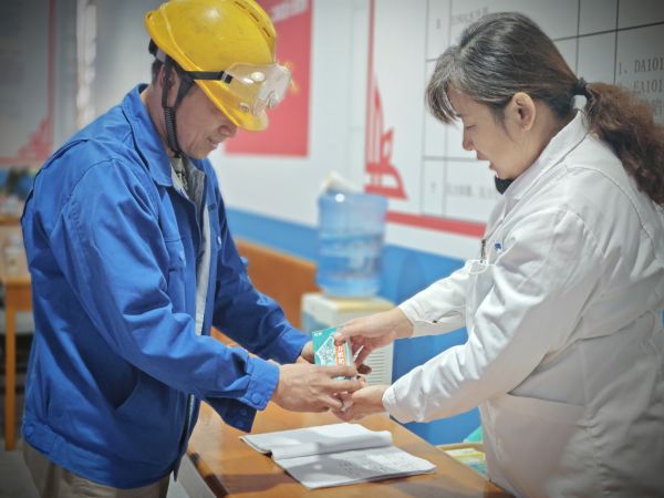 1697941741896447.jpeg 微笑的醫生.jpg