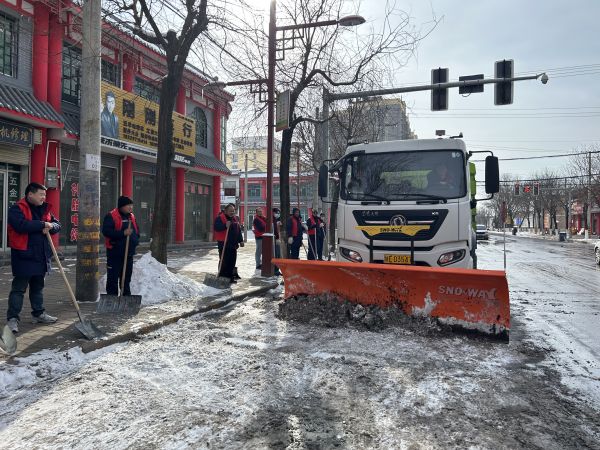 1.24黨員聯動保安全 志愿服務顯擔當 (圖3).jpg