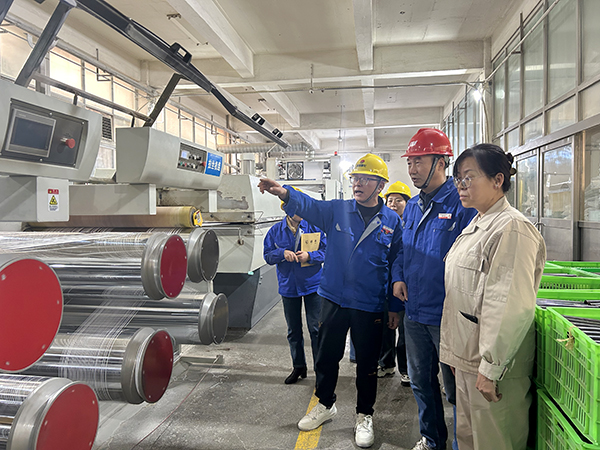 1708313734983759.jpeg 針對(duì)重點(diǎn)設(shè)備、重點(diǎn)領(lǐng)域、重點(diǎn)環(huán)節(jié)隱患大排查。.jpg