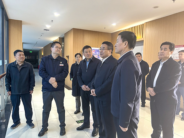 4.10 省政協副主席楊冠軍一行到彬州公司走訪調研 附圖1.jpg