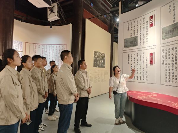 1716510614698174.jpeg 講解員介紹.jpg