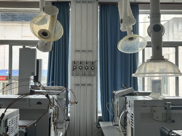 1717716021575852.jpeg 改造后的色譜室4.jpg