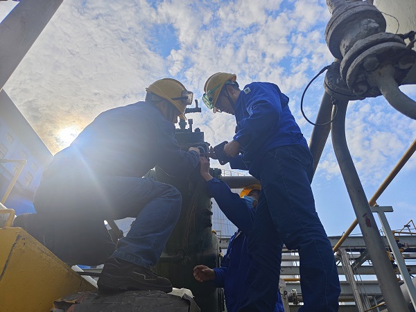 1719537589550427.jpeg 烈日炎炎,干勁十足.jpg