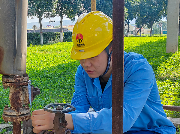 1721811325536460.jpeg 青年黨員張建國自主維修中.jpg