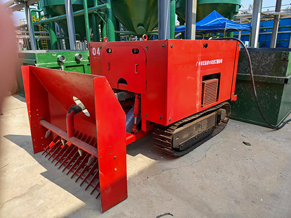 1724051761886238.jpeg 圖為水下清淤機(jī)器人.jpg