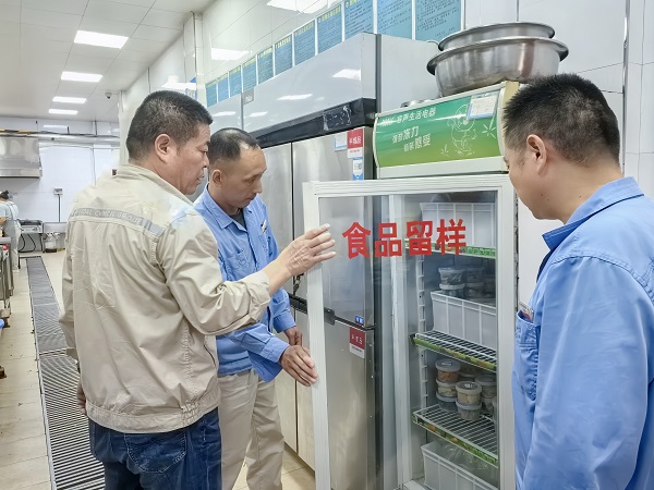 1727258796991793.jpeg 9.25日食堂食品安全檢查.jpg