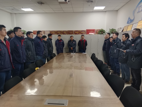 061741219809940308.jpg 車間組織班前會時間學習職代會精神1.jpg