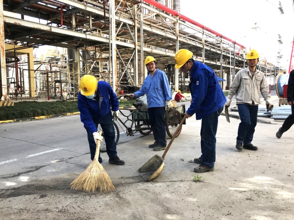 151744705829166881.jpg 齊心協力大掃除.jpg