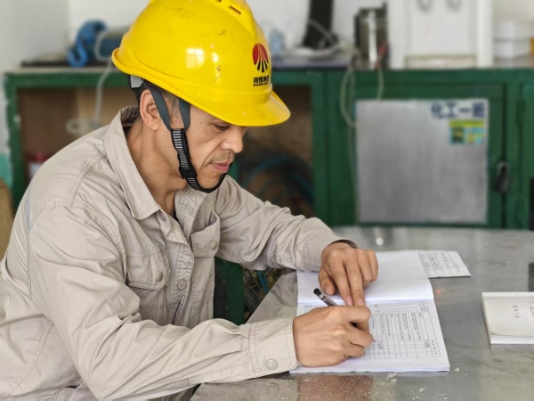 181744961840562497.jpg 檢修現場3.jpg