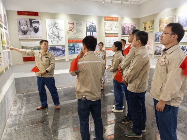 7.16 聯合黨支部開展“傳承紅色基因 踐行八項規定精神”主題黨日活動 附圖3.jpg