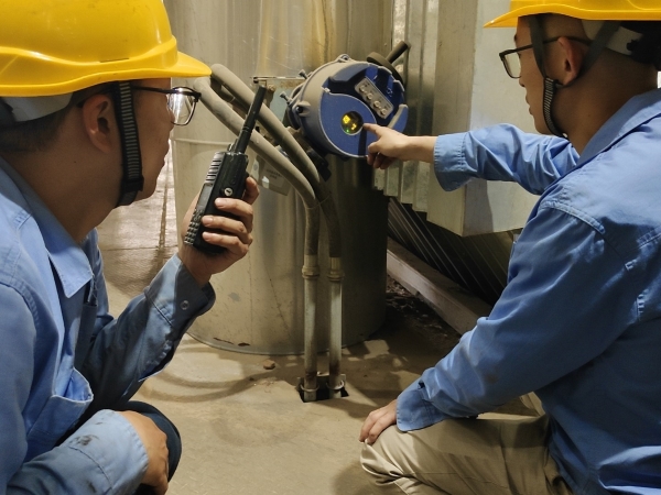 211755732685619786.jpg 對工藝標記確認溝通,記錄檢修項目.jpg