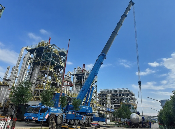 281756344039949414.png 檢修現場吊裝作業.png