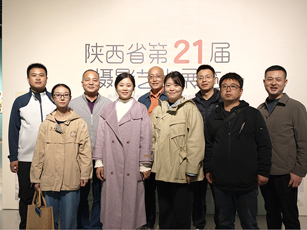 f729ee8579fd673a6ac2be97d5808a75   600.jpg