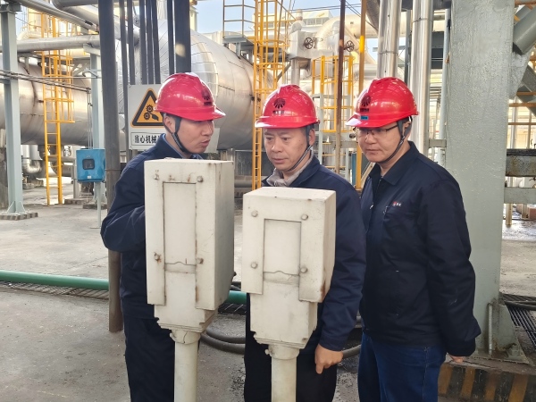 011764552833268844.jpg 在二期裝置現場檢查(1).jpg