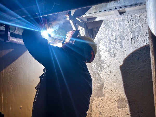 151765759028132535.jpg 彬州公司生活區帶壓堵漏配圖(1).jpg